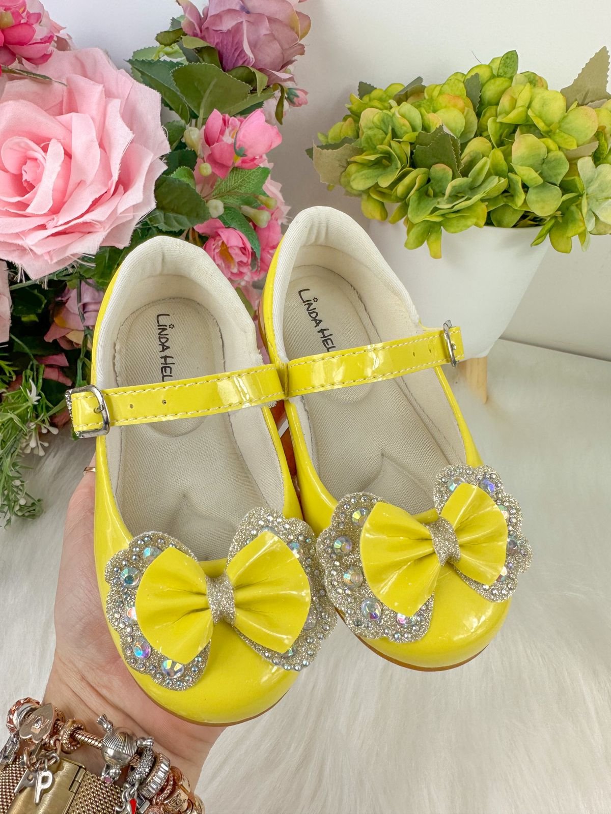 Sapatilha Flor Di MIla Baby Amarelo Lacinho Strass - Imagem 4