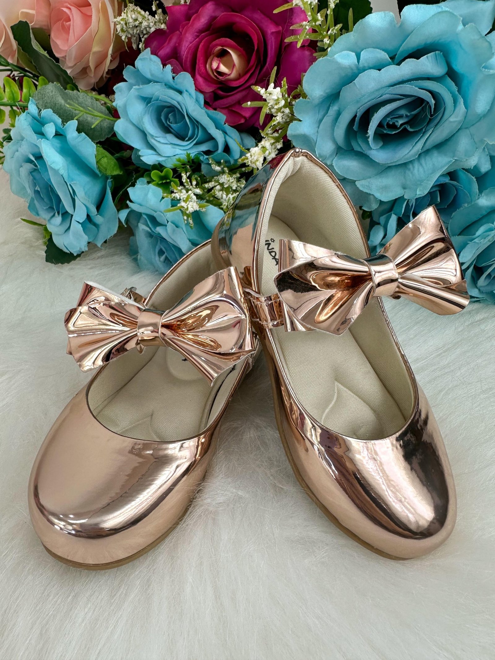 Sapatilha Flor Di Mila Laço Dourada Metalizado Modelo 2 - Imagem 3