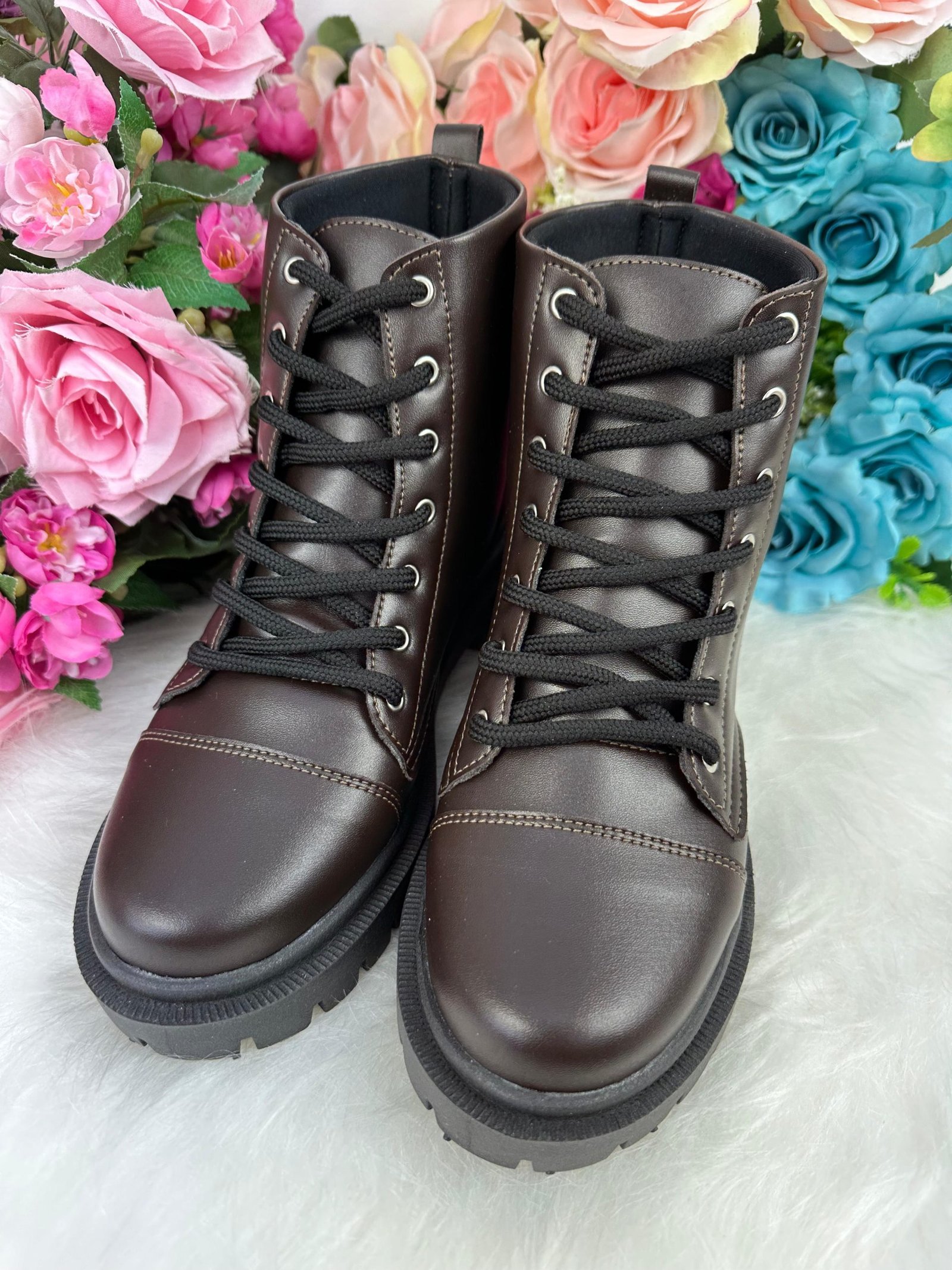 Bota/Coturno Ousadia Cafe Adulta - Imagem 2