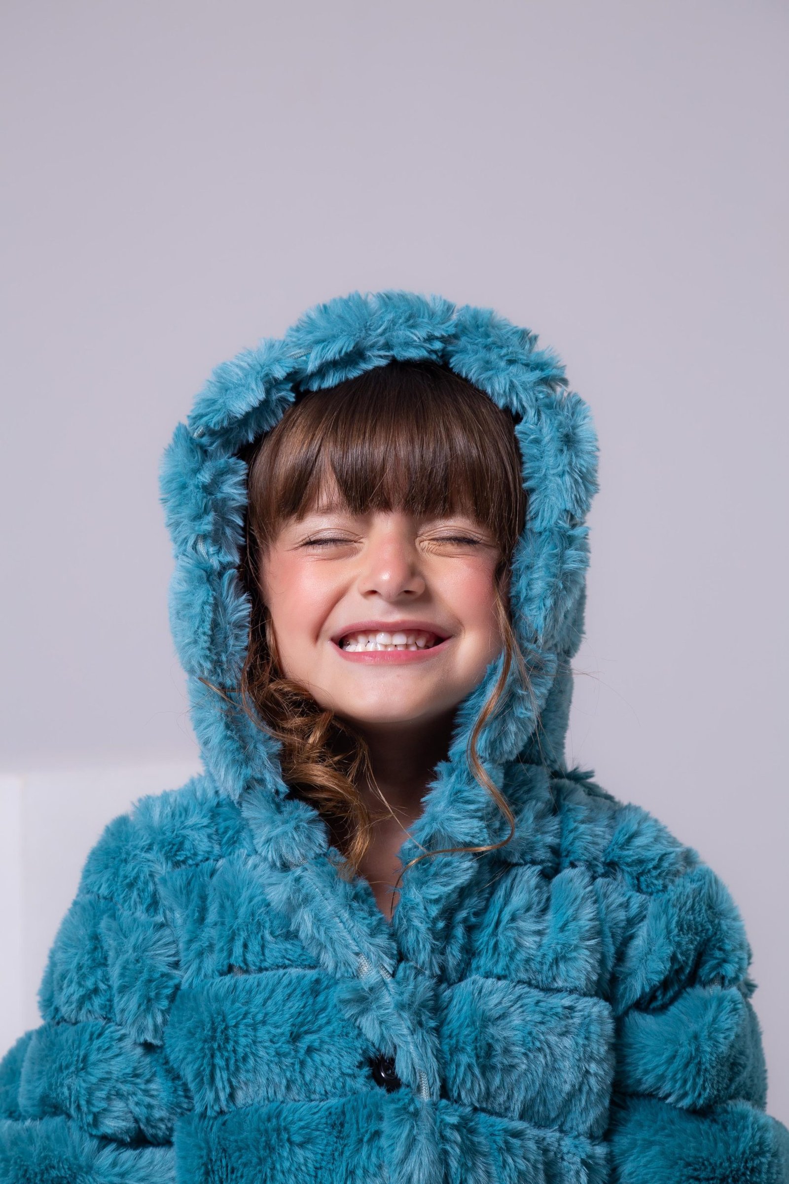 Casaco Peluciado Verde Jade Com Capuz - Imagem 3