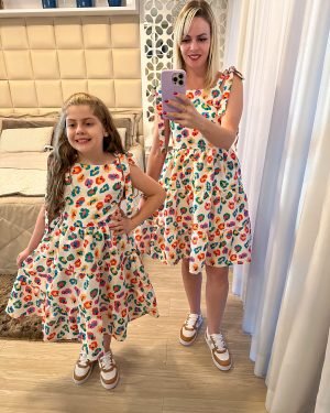 Vestido Blogueirinha Mãe e Filha Nina Off