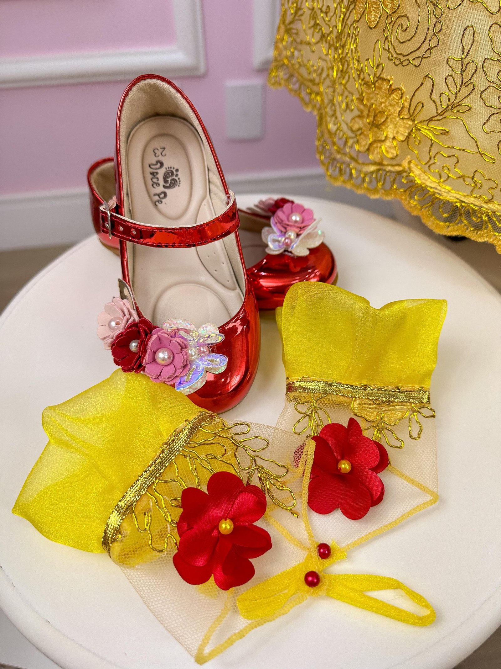 Vestido Princesa Tematico Bela e a Fera - Imagem 4