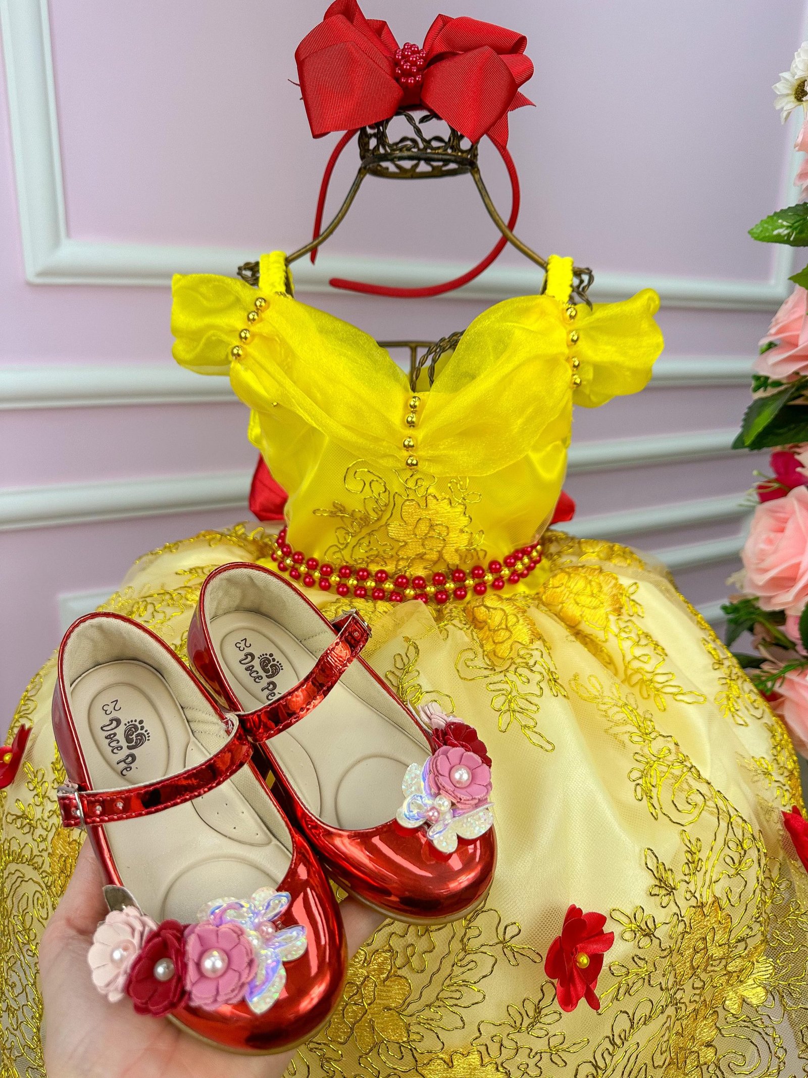 Vestido Princesa Tematico Bela e a Fera - Imagem 6