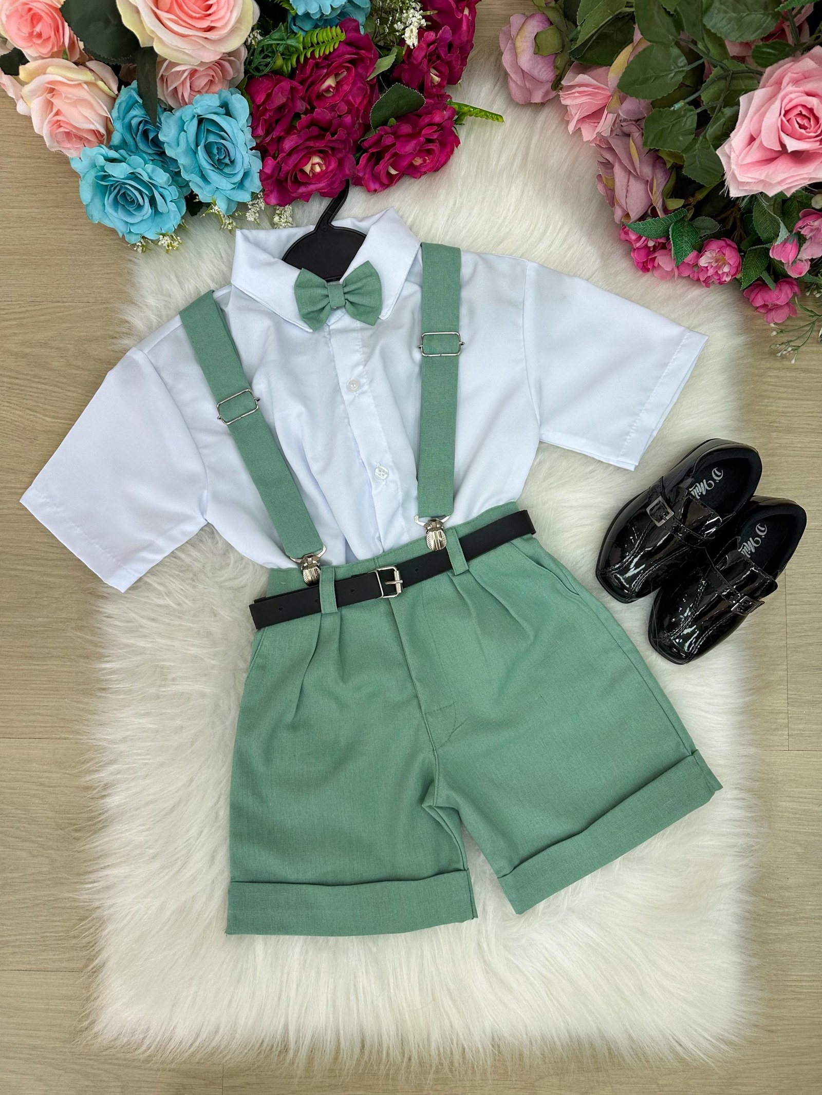 Conjunto Miss Cherry Gustavo Suspensorio Shorts Verde