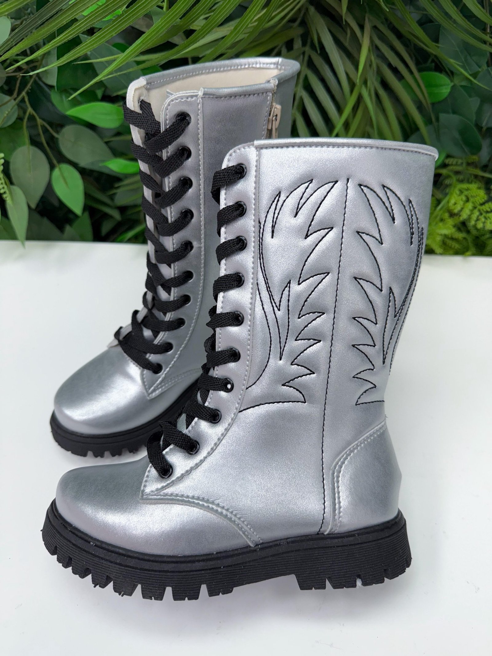 Bota/Coturno Flor di Mila Aylla Prata Boiadeira