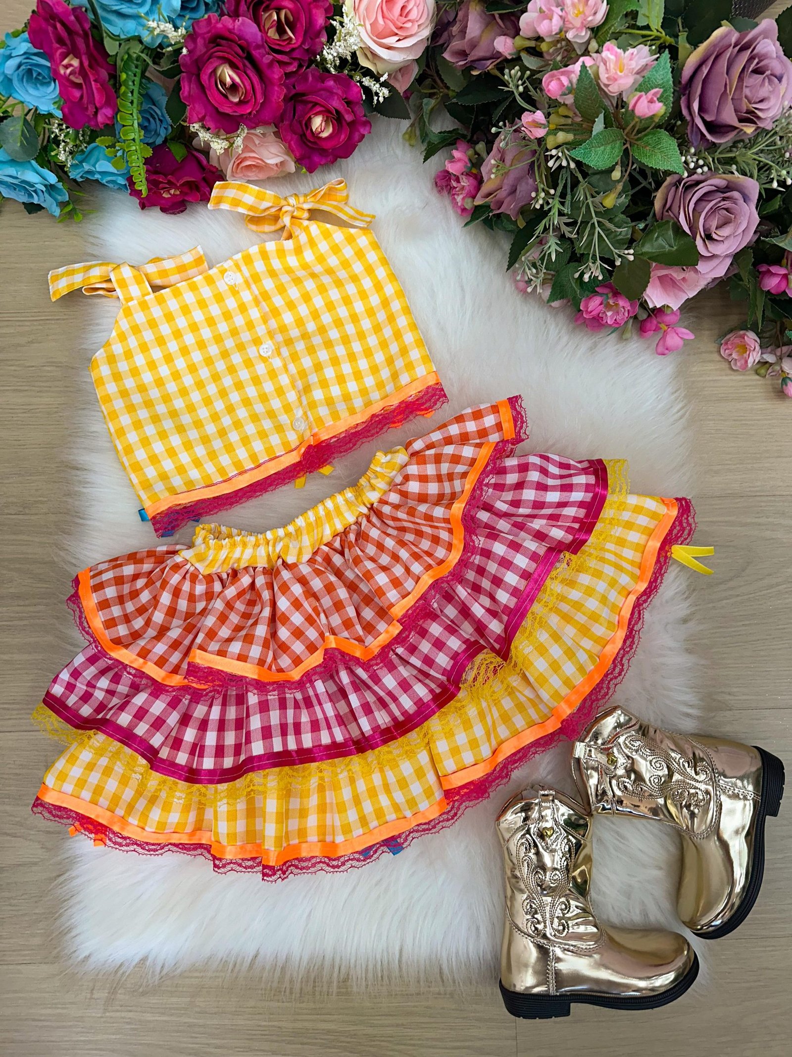 Conjunto Junino Banana Club Luxo Sofia Xadrez Amarelo - Imagem 4