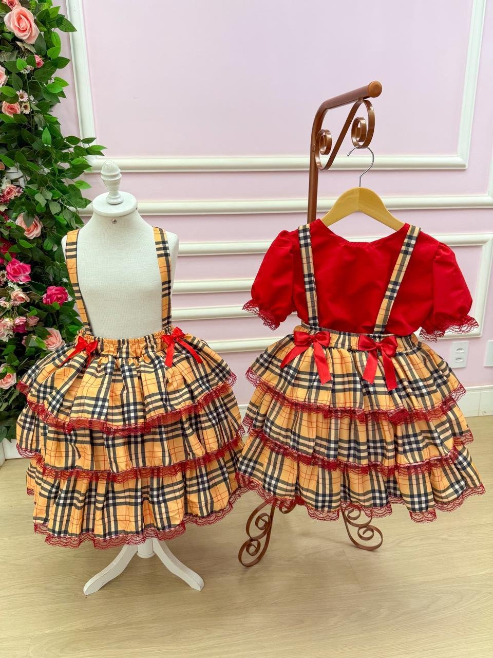 Salopete - Saia Adulto Junino Banana Club Luxo Encanto Caipira - Imagem 4