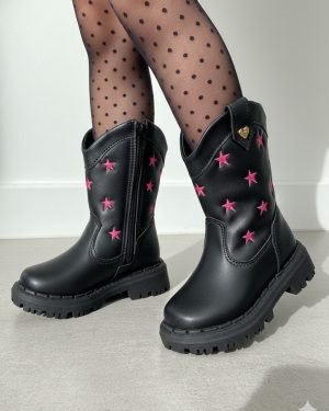 Bota Nilqi Manu Preta Estrela Pink Modelo 2