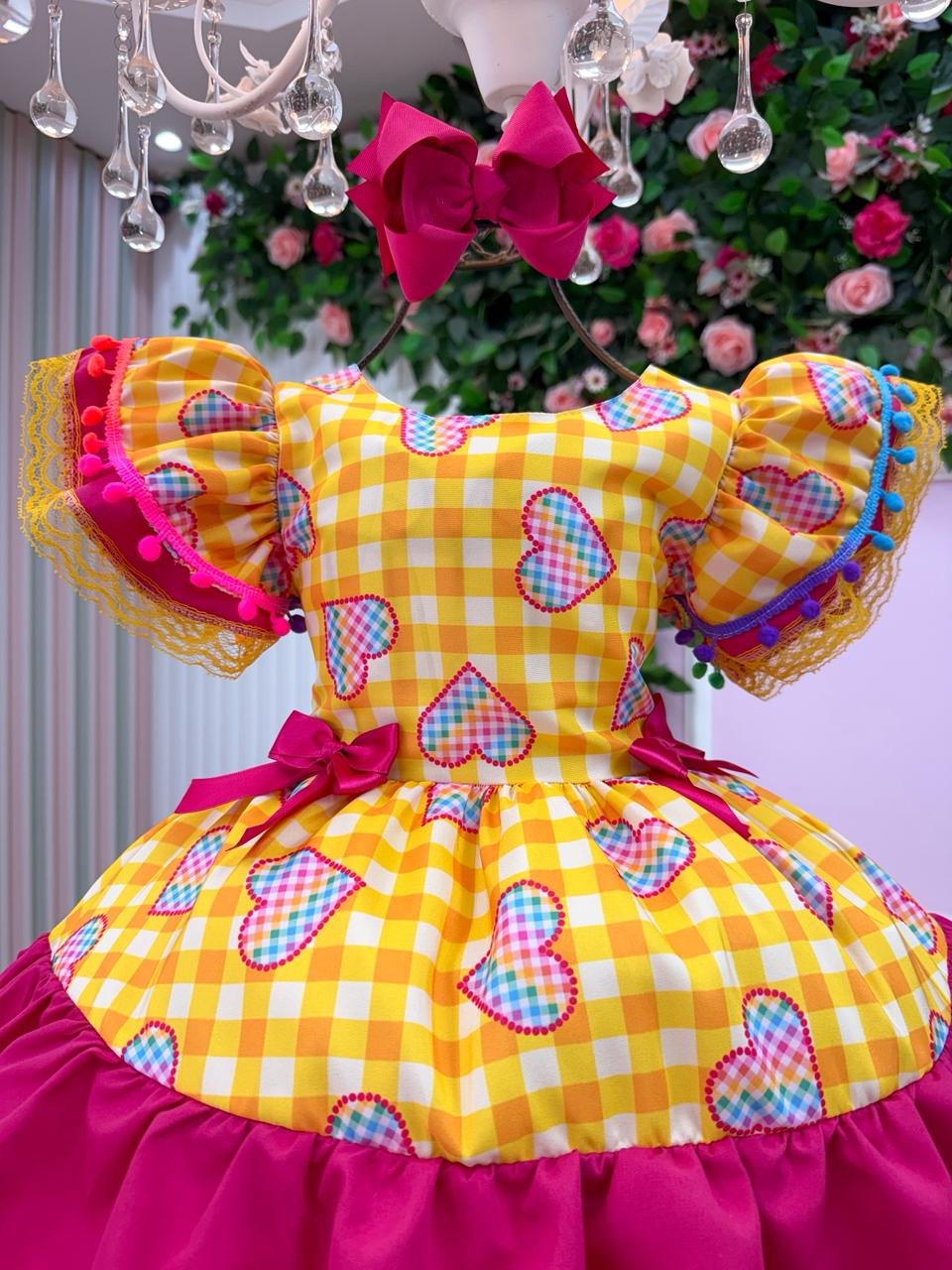 Vestido Junino Banana Club Luxo Coração Junino Amarelo - Imagem 7