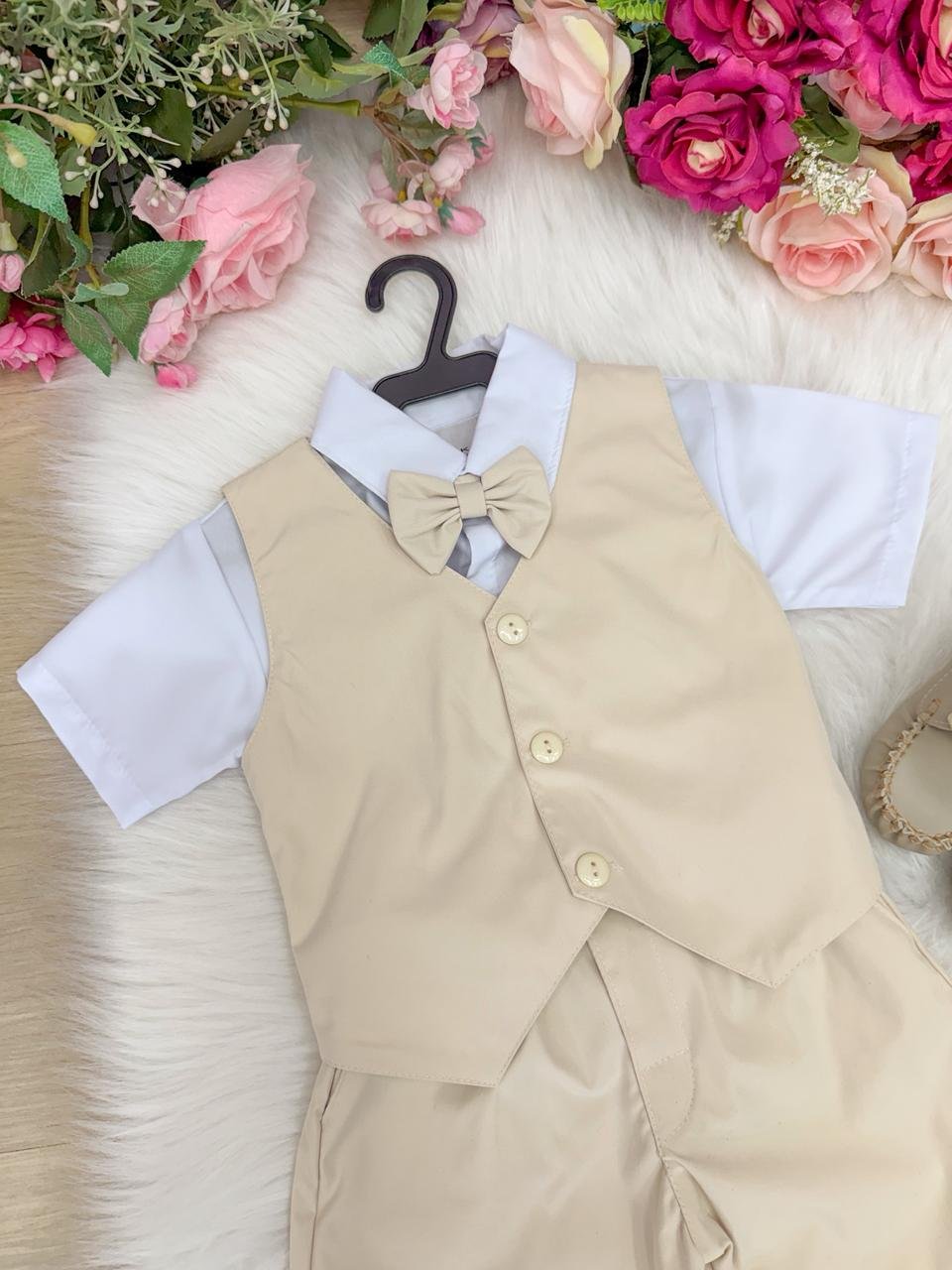 Conjunto Social Miss Cherry Leandro Colete Palha - Bege - Imagem 4