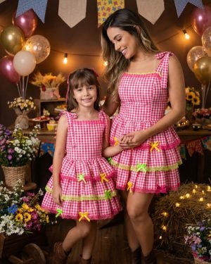 Vestido Banana Club Luxo Arraia do Chamego Mãe e Filha